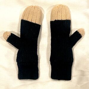 ♥️ Women’s mittens black and white winter